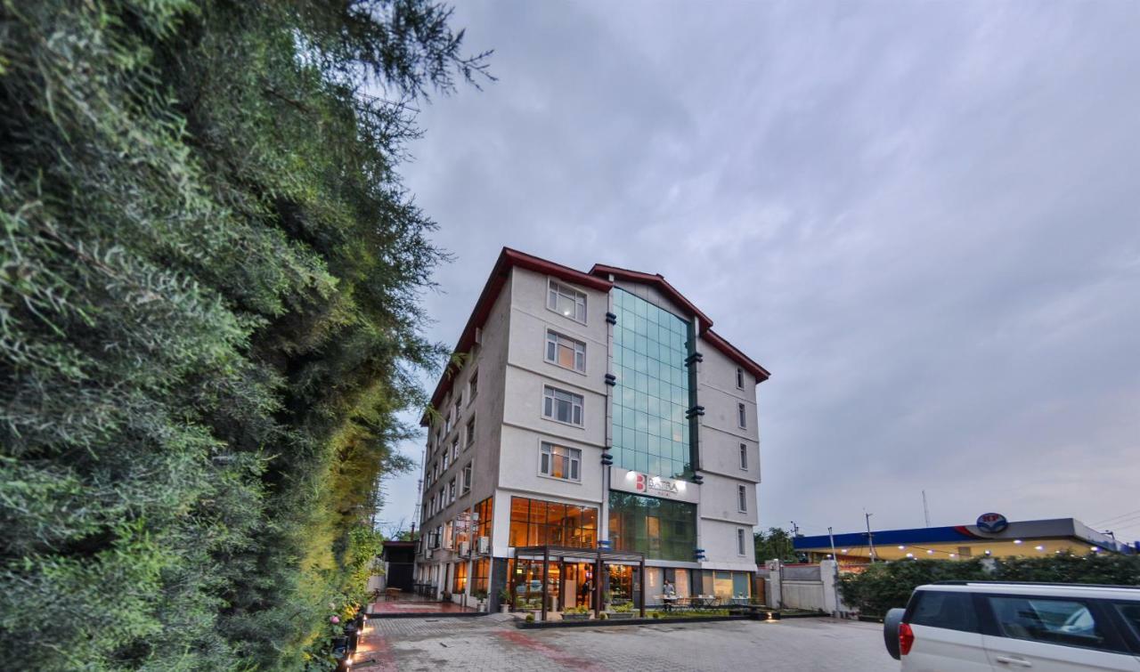 Batra Hotels And Residences Srinagar  Luaran gambar