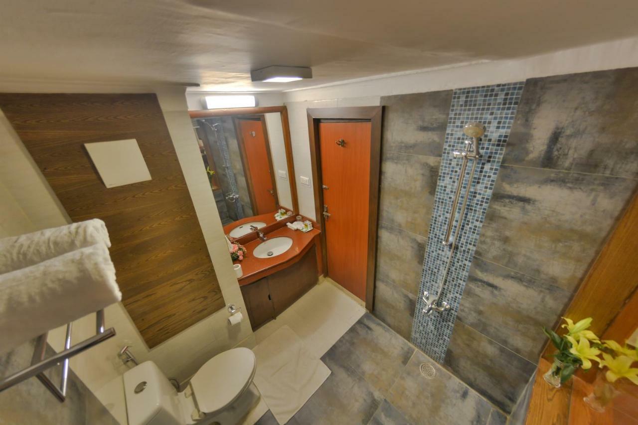 Batra Hotels And Residences Srinagar  Luaran gambar