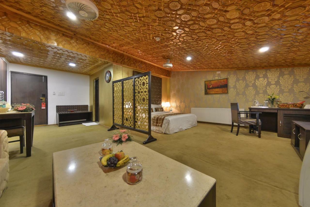 Batra Hotels And Residences Srinagar  Luaran gambar