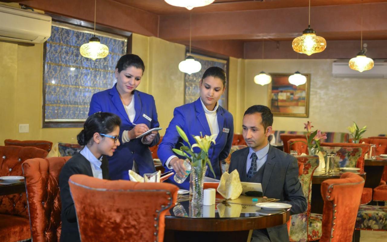 Batra Hotels And Residences Srinagar  Luaran gambar